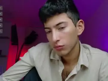 Chaturbate Nude Webcam of ethan_skiny_