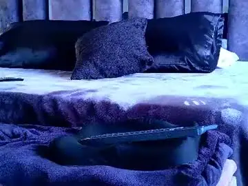 Chaturbate Sex Cam of santin_seans