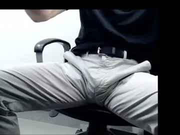 Chaturbate Free Porn Cam of officelush