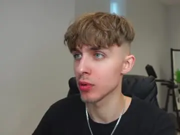 Chaturbate Watch Live Sex Cams of damien_dallas