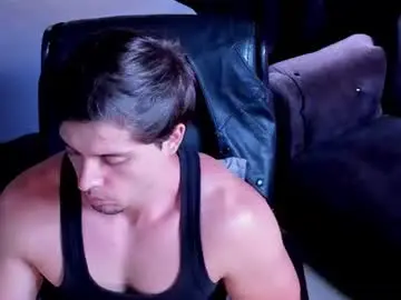 Chaturbate Live Sex Cam of adam_bouton