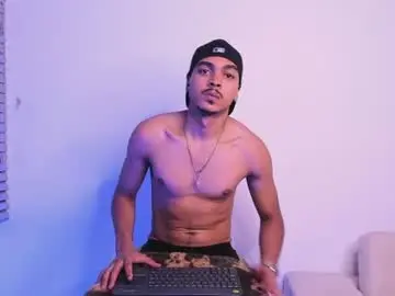 Chaturbate Live Porn of axelstones_