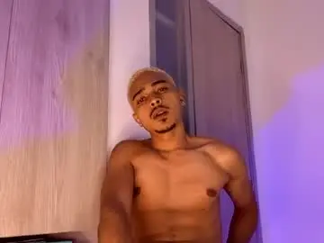 Chaturbate Adult Webcam of axelstones_