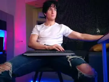 Chaturbate Free Porn Cam of christianlevine_