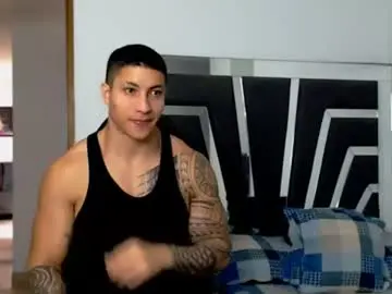Chaturbate Free Porn Cam of noah_harris01