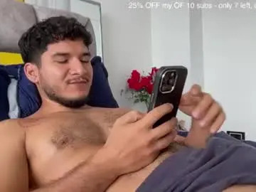 Chaturbate Live Sex Cam of _reiner