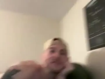 Chaturbate Live Sex Cam of lukeh666