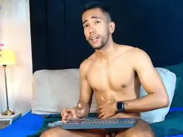 Chaturbate Live Porn of maicolparker0