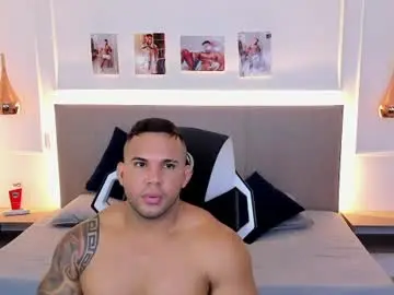 Chaturbate Adult Webcam of _matthew_santos_