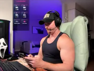 Chaturbate Live Sex Cam of bigmcr1
