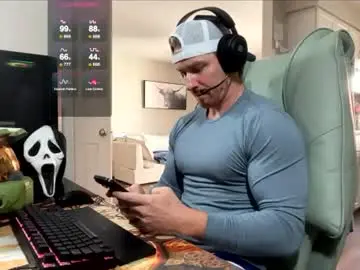 Chaturbate Live Sex Cam of bigmcr1