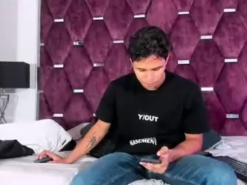 Chaturbate Adult Webcams of tonybenedetti