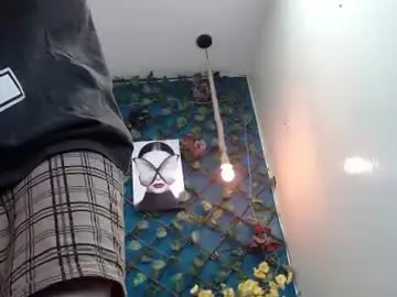 Chaturbate Watch Live Sex Cams of lucasssmith11