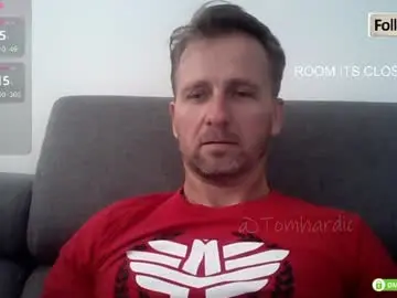 Chaturbate Best live sex cam show of tomhardic