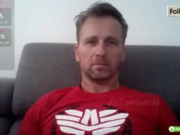 Chaturbate Free Porn Cam of tomhardic