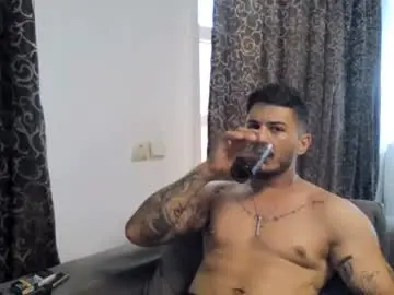 Chaturbate Live Sex Cam of jonnyporn1