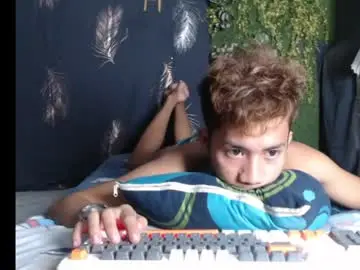 Chaturbate Best live sex cam show of p1noytwink_xel