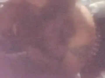 Chaturbate Live Sex Cam of tobimcfly723
