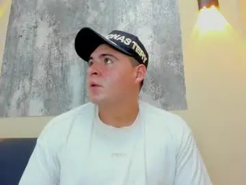 Chaturbate Private Sex Chat of theo_wood3