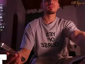 Chaturbate Free Porn Cam of hottestdavidx