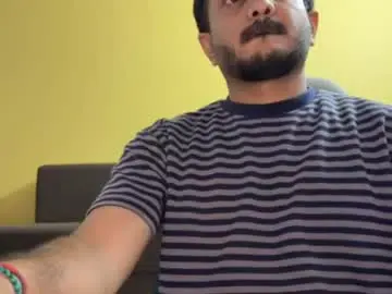 Chaturbate Best live sex cam show of bighandsomesatisfy