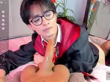 Chaturbate Live Sex of cherryy_boy
