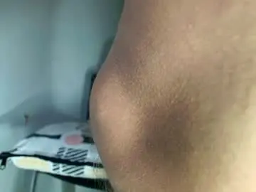 Chaturbate Private Sex Chat of lobo_cockk