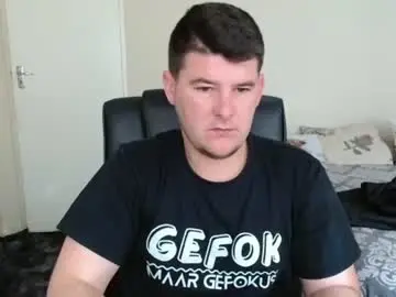 Chaturbate Live Sex Cam of brendansexyboy098754