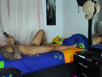 Chaturbate Live Sex Cam of lucaswattsons