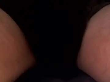 Chaturbate Live Sex Cam of dveinz