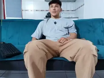 Chaturbate Live Sex Cam of jacques_cardiet