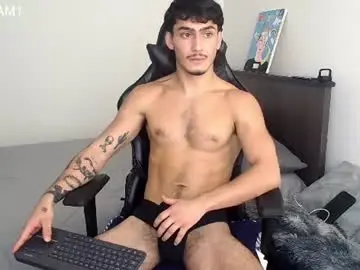Chaturbate Best live sex cam show of liaam1