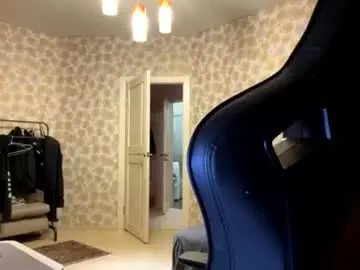 Chaturbate Live Sex Cam of crazyskinnyyy