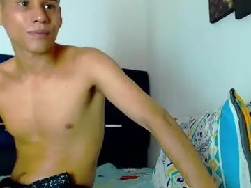 Chaturbate Sex Chat of kevin_marlon