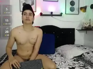 Chaturbate Nude Webcam of thomas_and_lyan