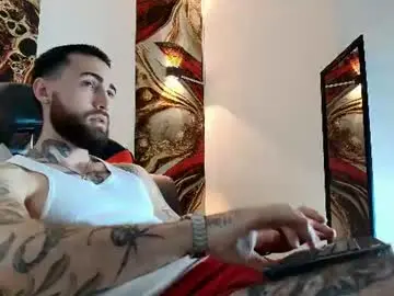 Chaturbate Free Live Porn of luke_davis01