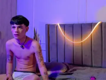 Chaturbate Watch Live Sex Cams of zeyn_smith