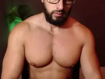 Chaturbate Adult Video Chat of chris_magnum_