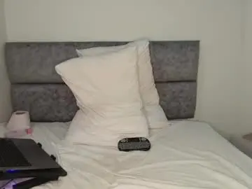 Chaturbate Best live sex cam show of midgettripod1