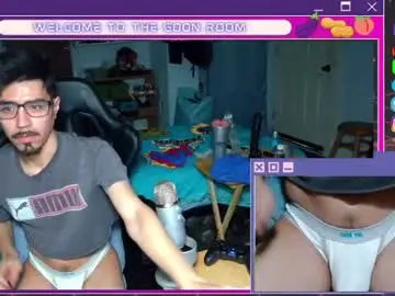 Chaturbate Live Sex Cam of harddmikee