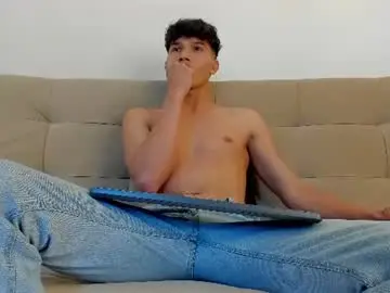 Chaturbate Free Porn Cam of yizus_bonz
