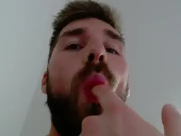 Chaturbate Live Porn of darius_94