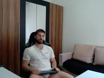 Chaturbate Free Porn Cam of darius_94
