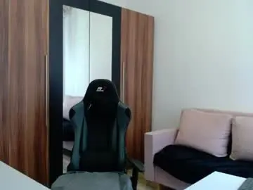 Chaturbate Free Porn Cam of darius_94