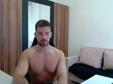Chaturbate Best live sex cam show of darius_94