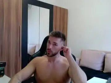 Chaturbate Sex Cam of darius_94