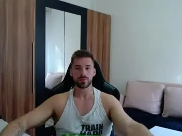 Chaturbate Best live sex cam show of darius_94
