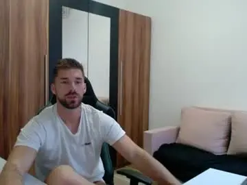 Chaturbate Nude Webcam of darius_94