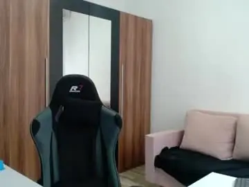 Chaturbate Live Sex of darius_94