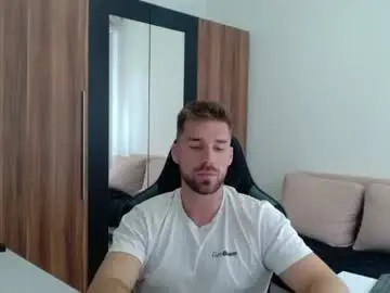 Chaturbate Free Porn Cam of darius_94